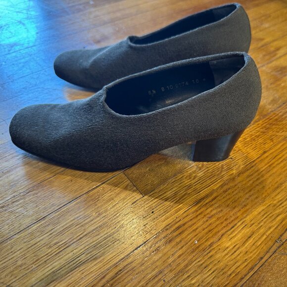 Classic Robert Clergerie Brown/Green Nylon or Satin Loafers with Med Heels - Picture 8 of 9